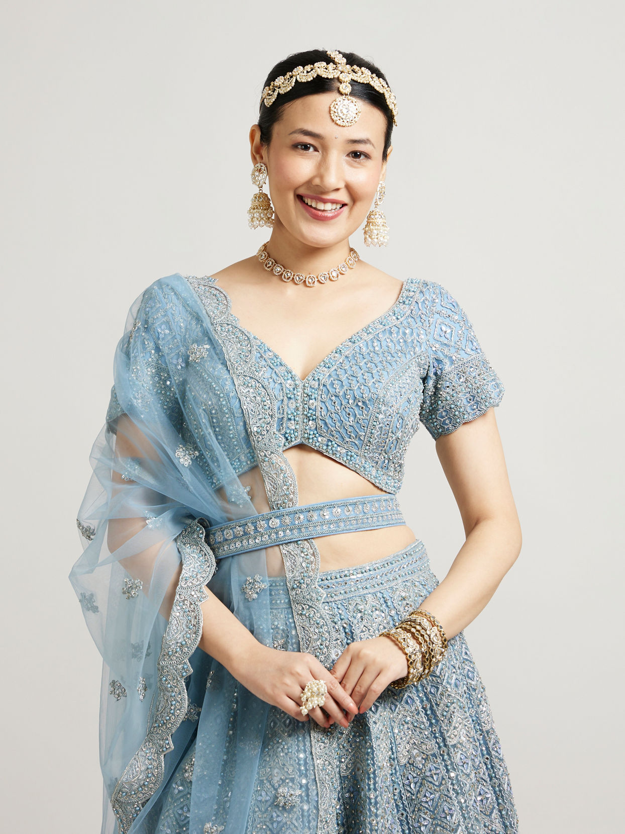 alt message - Mohey Women Ethereal Blue Net Lehenga image number 1