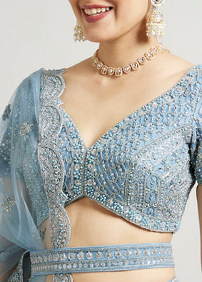 alt message - Mohey Women Ethereal Blue Net Lehenga image number 3