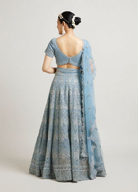 alt message - Mohey Women Ethereal Blue Net Lehenga image number 4