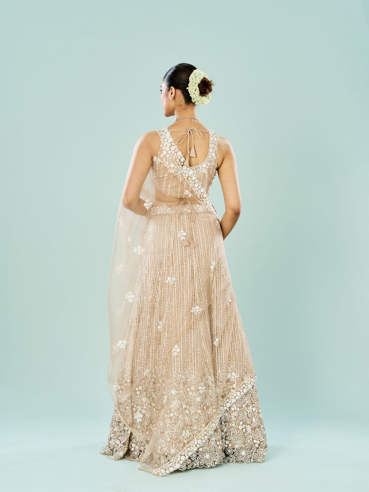 Mohey Women Cream Embellished Royal Semi Bridal Lehenga