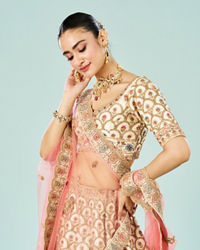 Mohey Women Enchanting Cream Bridal Lehenga