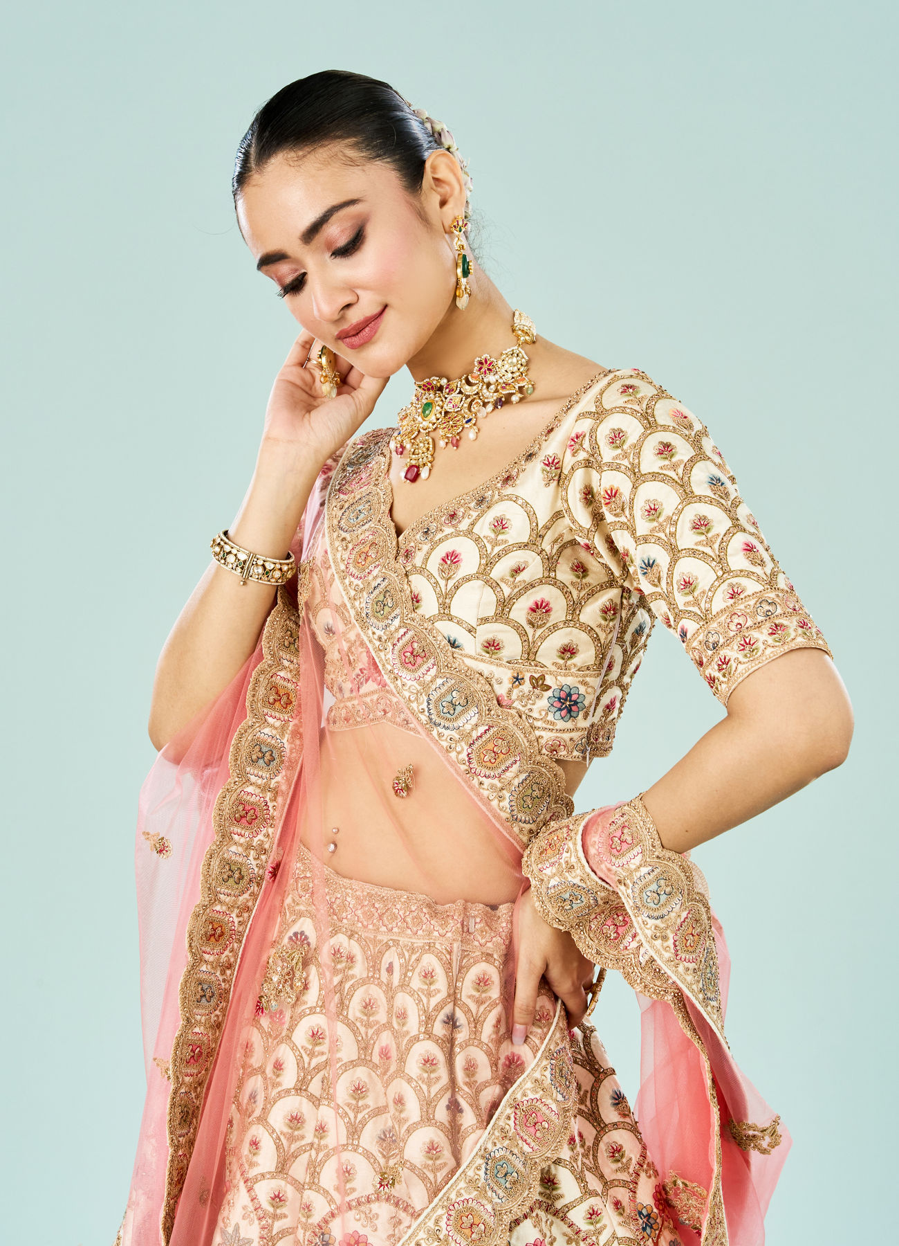 Mohey Women Enchanting Cream Bridal Lehenga