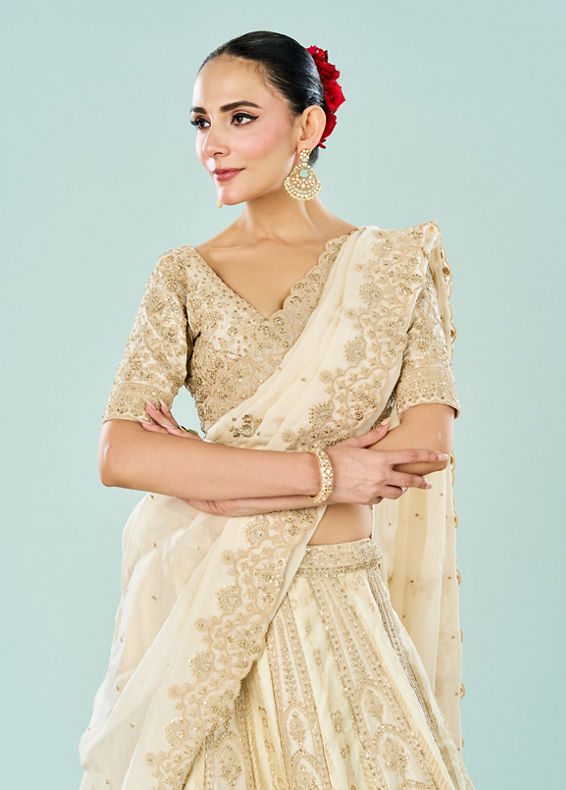 Mohey Women Ethereal Cream Bridal Lehenga