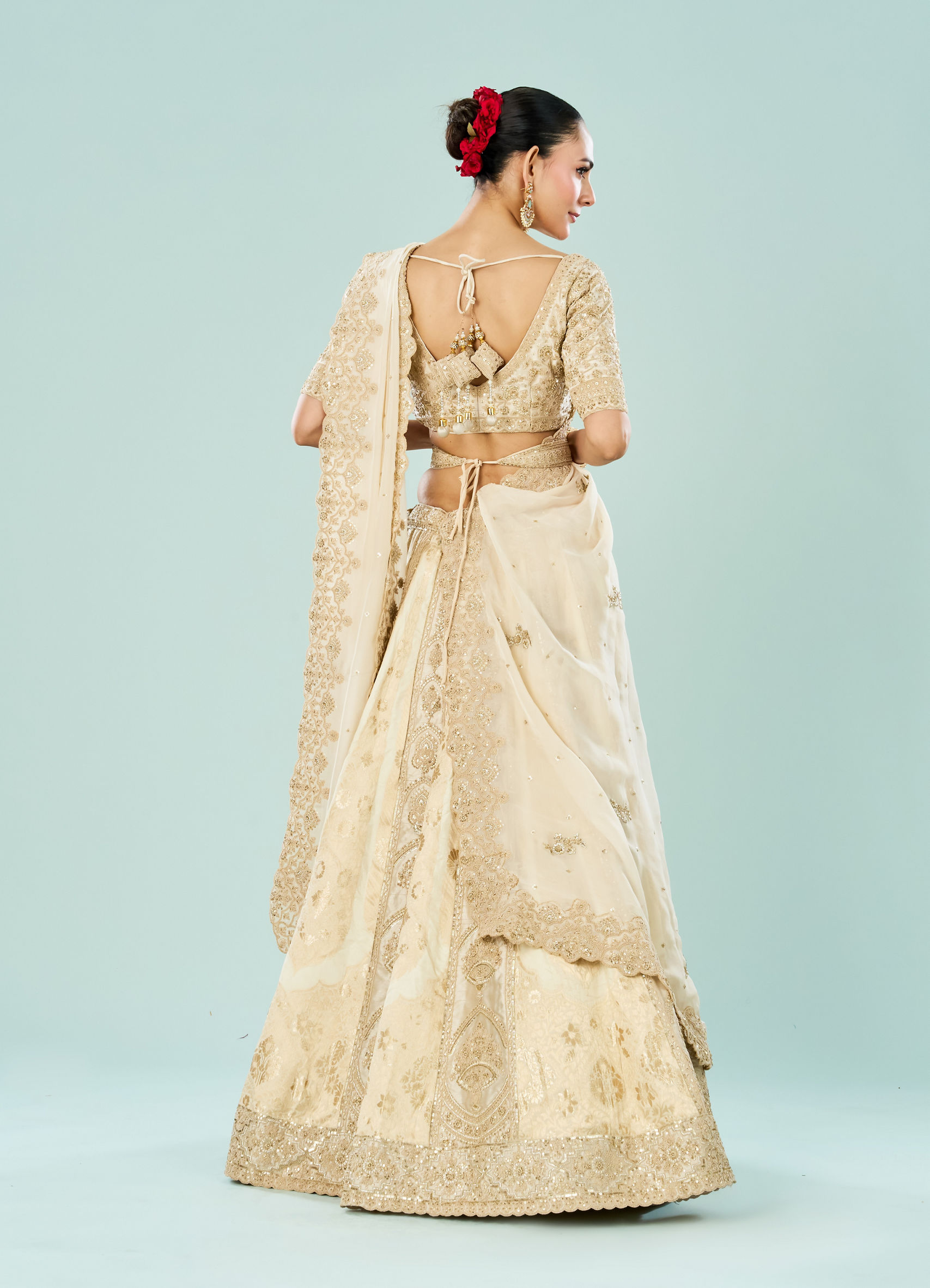 Buy Ethereal Cream Bridal Lehenga Online in the USA @Mohey - Lehenga for  Women