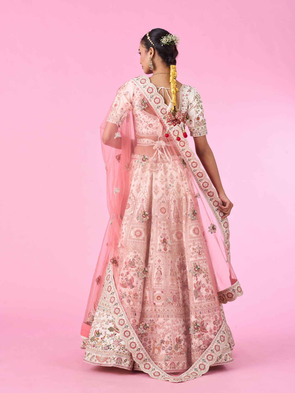 Mohey Women Elegant Cream Dream Semi Bridal Lehenga