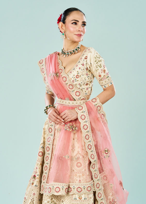 Mohey Women Elegant Cream Dream Semi Bridal Lehenga