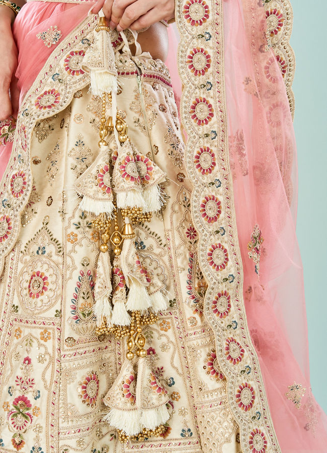 Mohey Women Elegant Cream Dream Semi Bridal Lehenga