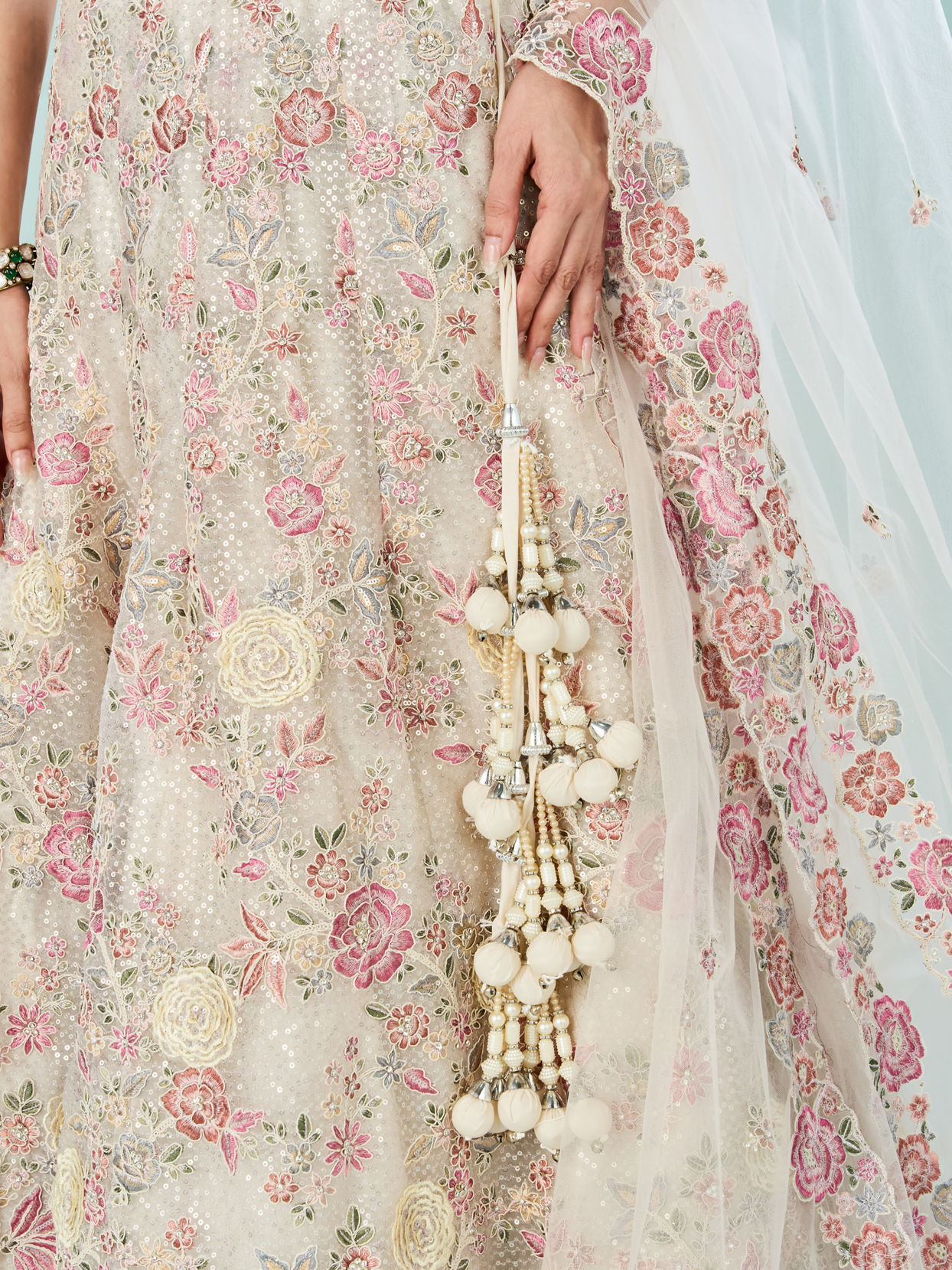 Mohey Women Creamy Dream Enchantress Semi Bridal Lehenga