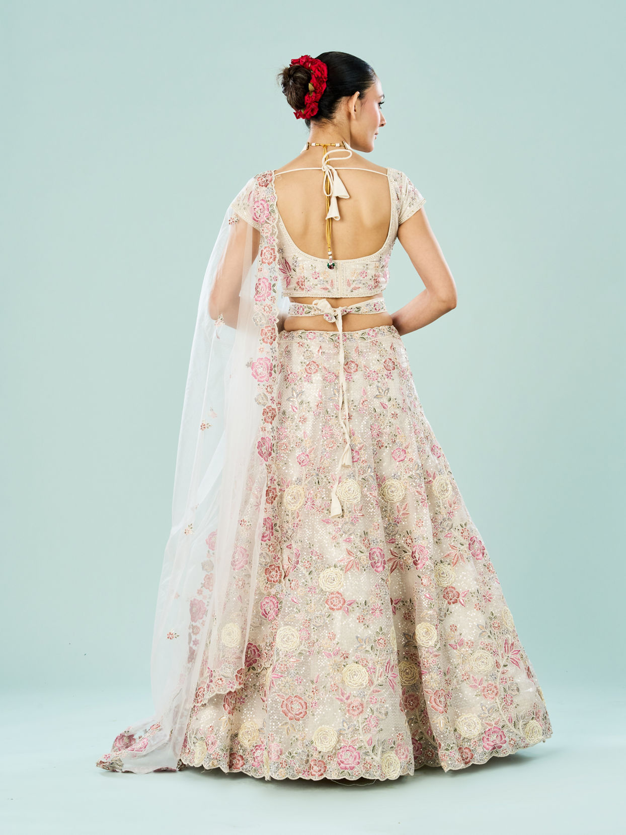 Mohey Women Creamy Dream Enchantress Semi Bridal Lehenga