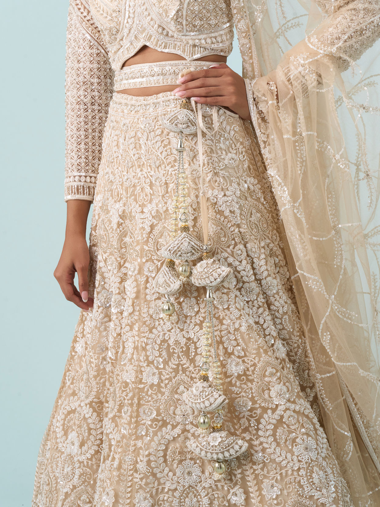 Mohey Women Exquisite Cream Net Bridal Lehenga