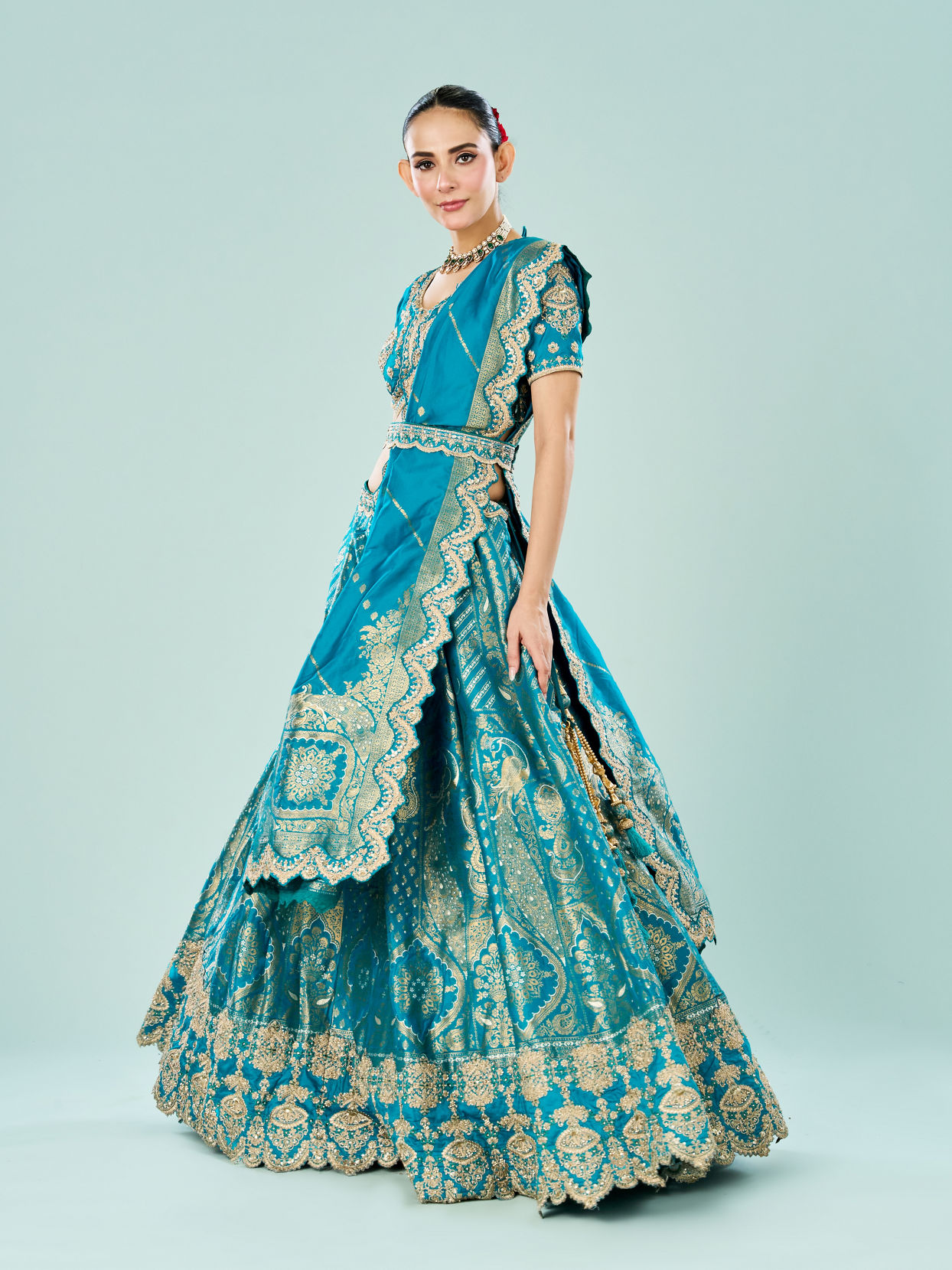 Mohey Women Ravishing Rama Green Semi Bridal Lehenga