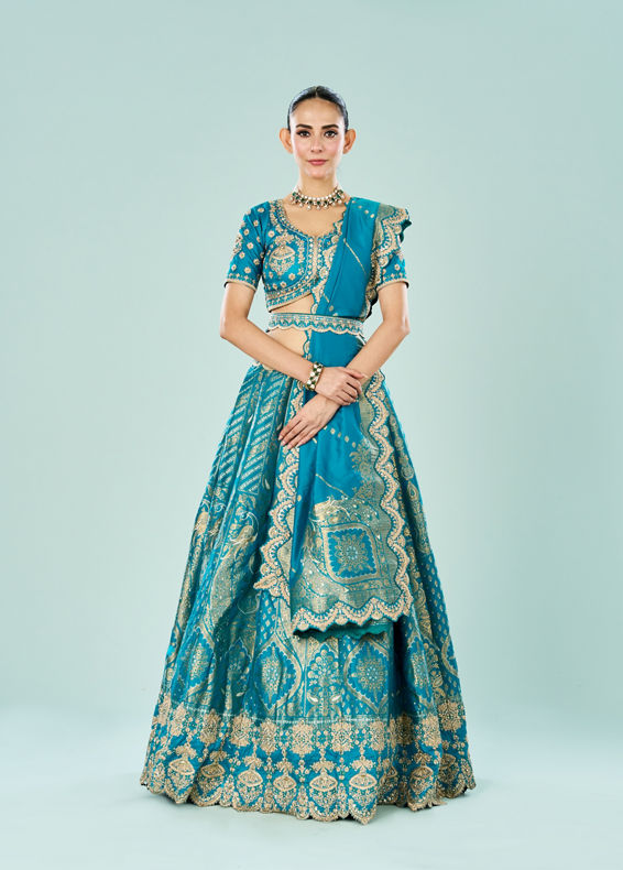 Mohey Women Ravishing Rama Green Semi Bridal Lehenga