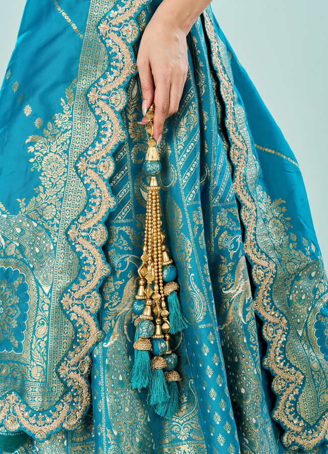 Mohey Women Ravishing Rama Green Semi Bridal Lehenga