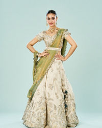 Mohey Women Elegant Cream Semi Bridal Lehenga