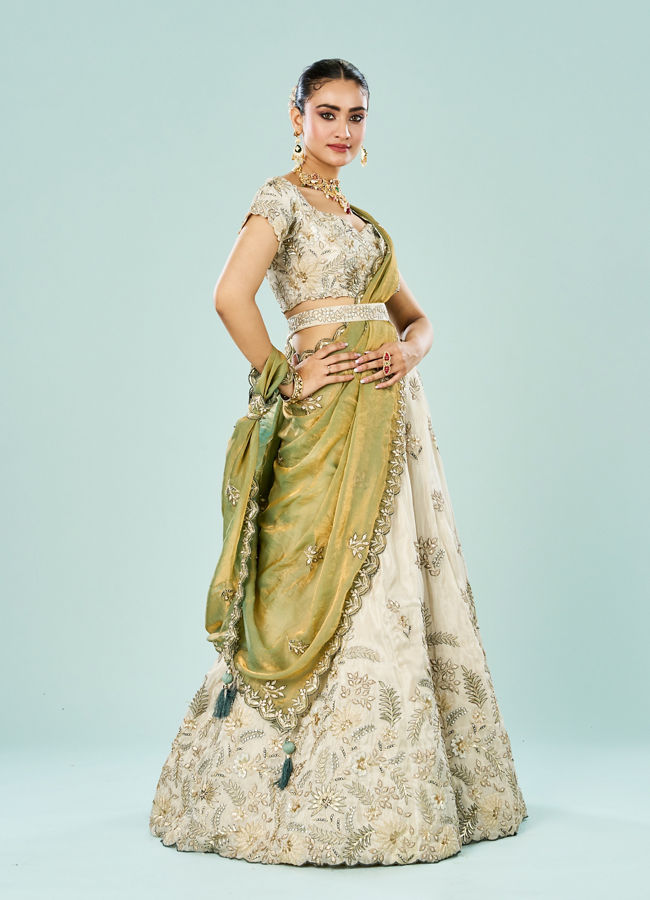 Mohey Women Elegant Cream Semi Bridal Lehenga