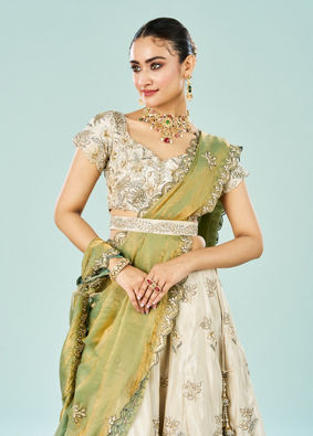 Mohey Women Elegant Cream Semi Bridal Lehenga