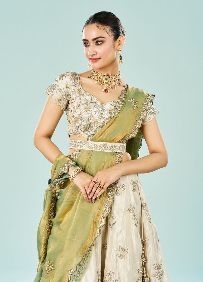 Mohey Women Elegant Cream Semi Bridal Lehenga