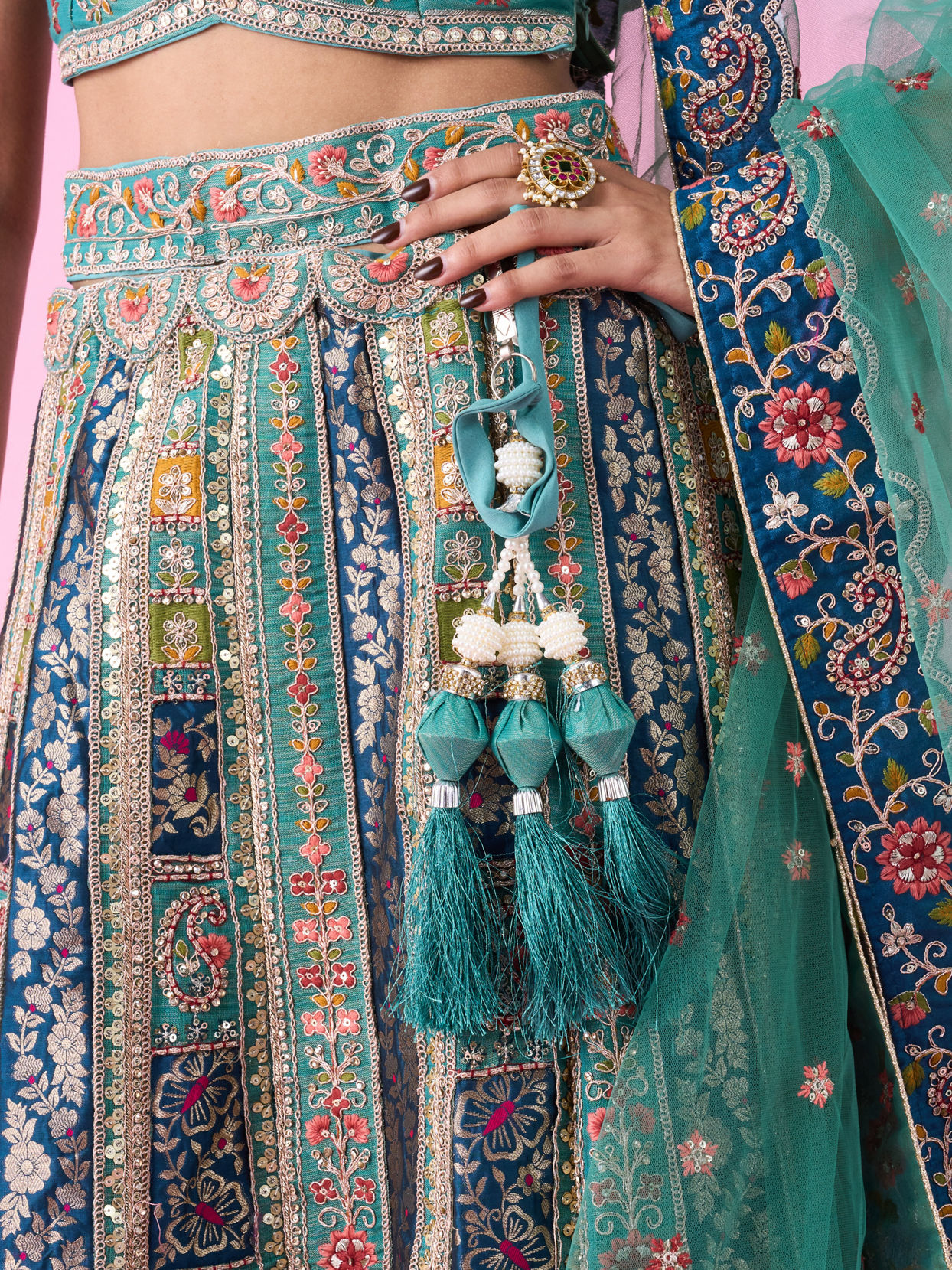 Mohey Women Emerald Elegance Lehenga