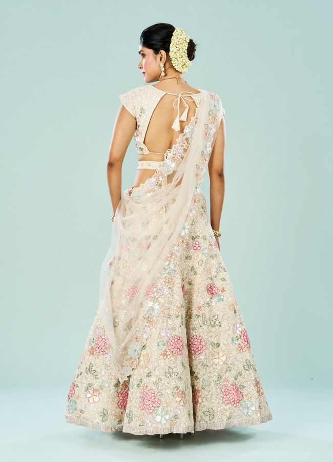Mohey Women Classic Cream Majesty Semi Bridal Lehenga