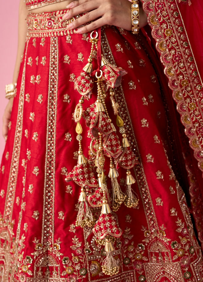 Mohey Women Red Art Silk Bridal Lehenga with Cutdana Work