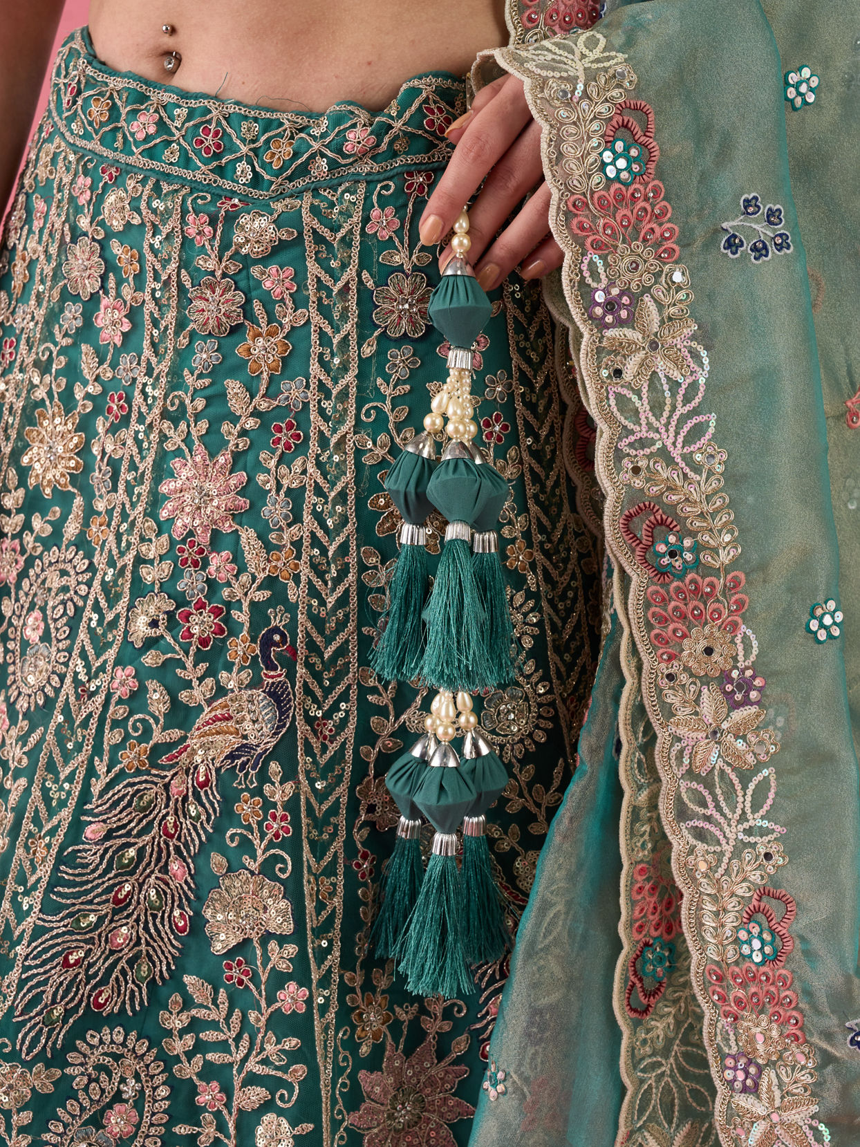 Mohey Women Exquisite Emerald Net Lehenga