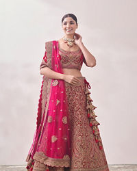 Mohey Women Aurora Red Floral and Paisley Patterned Bridal Lehenga