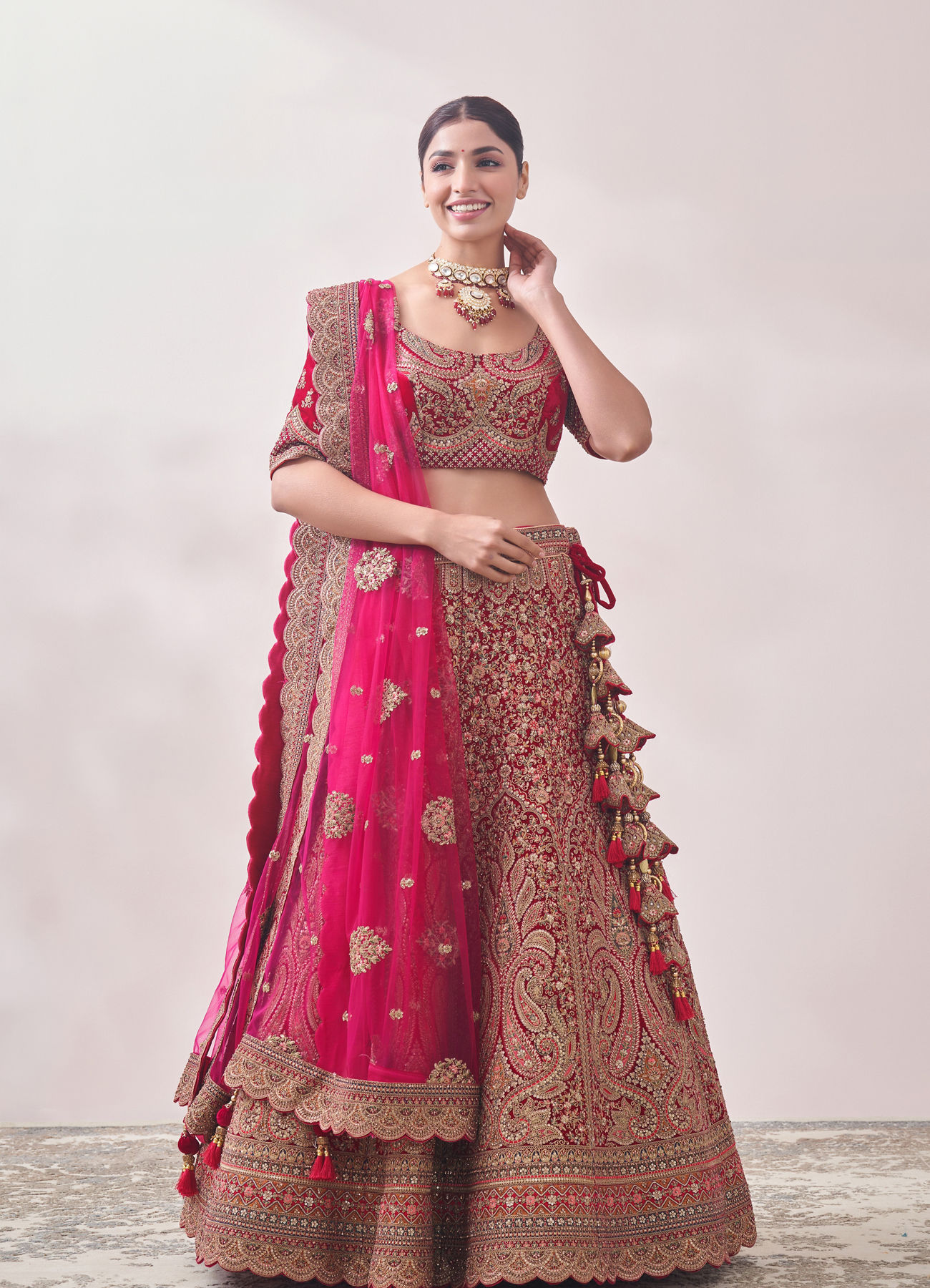 Mohey Women Aurora Red Floral and Paisley Patterned Bridal Lehenga