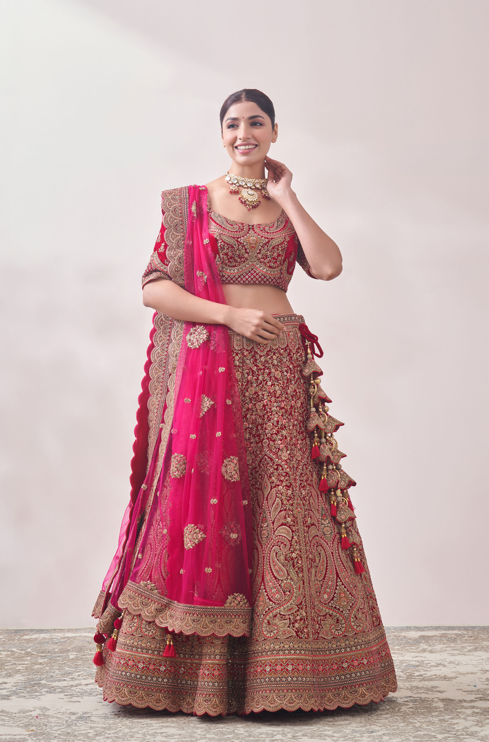 Mohey Women Aurora Red Floral and Paisley Patterned Bridal Lehenga