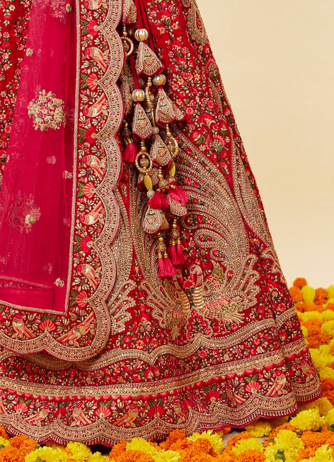 Rani Pink Embellished Lehenga image number 3