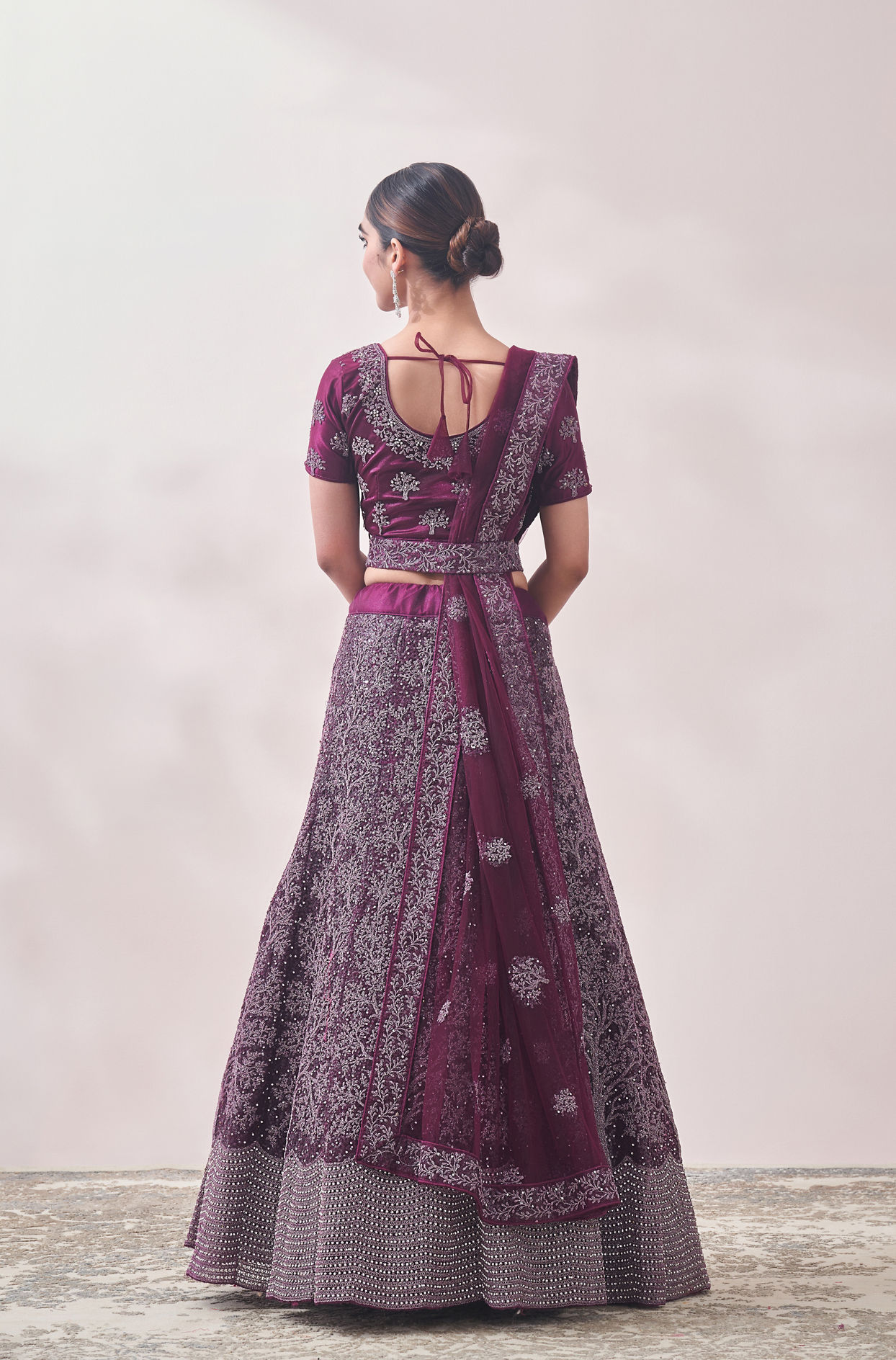 alt message - Mohey Women Muave Wine Red Tree Of Life Patterned Bridal Lehenga image number 3