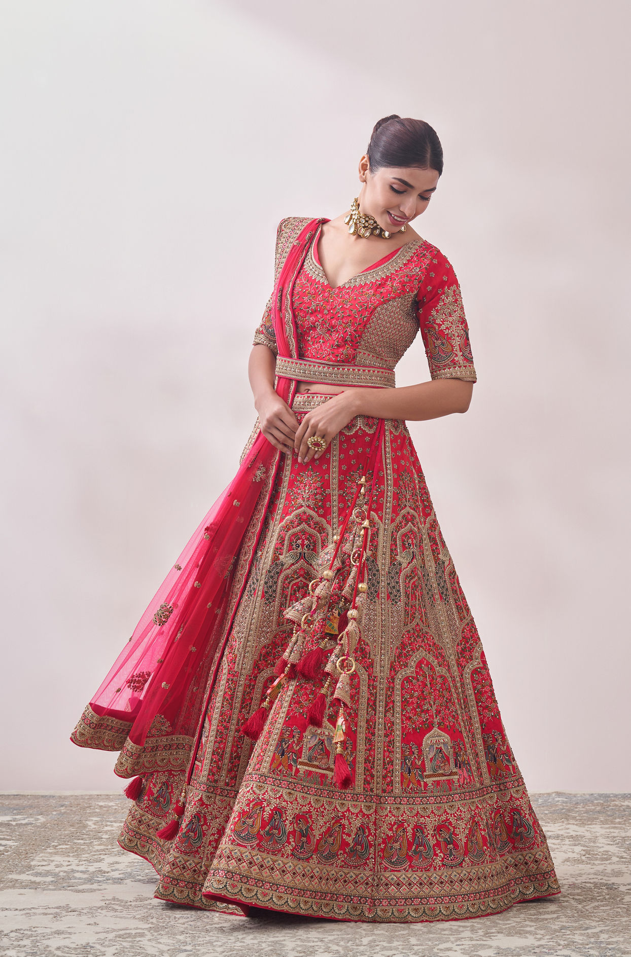 alt message - Mohey Women Ruby Red Imperial Patterned Bridal Lehenga image number 2