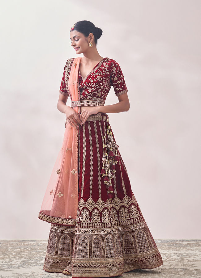 alt message - Mohey Women Cabernet Red Botanical Patterned Bridal Lehenga image number 2