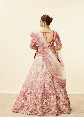 alt message - Mohey Women Berry Pink Floral Embroidered Lehenga image number 4