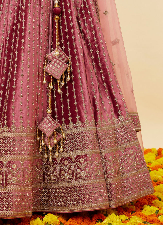 alt message - Mohey Women Rouge Pink Stone Work Lehenga image number 3