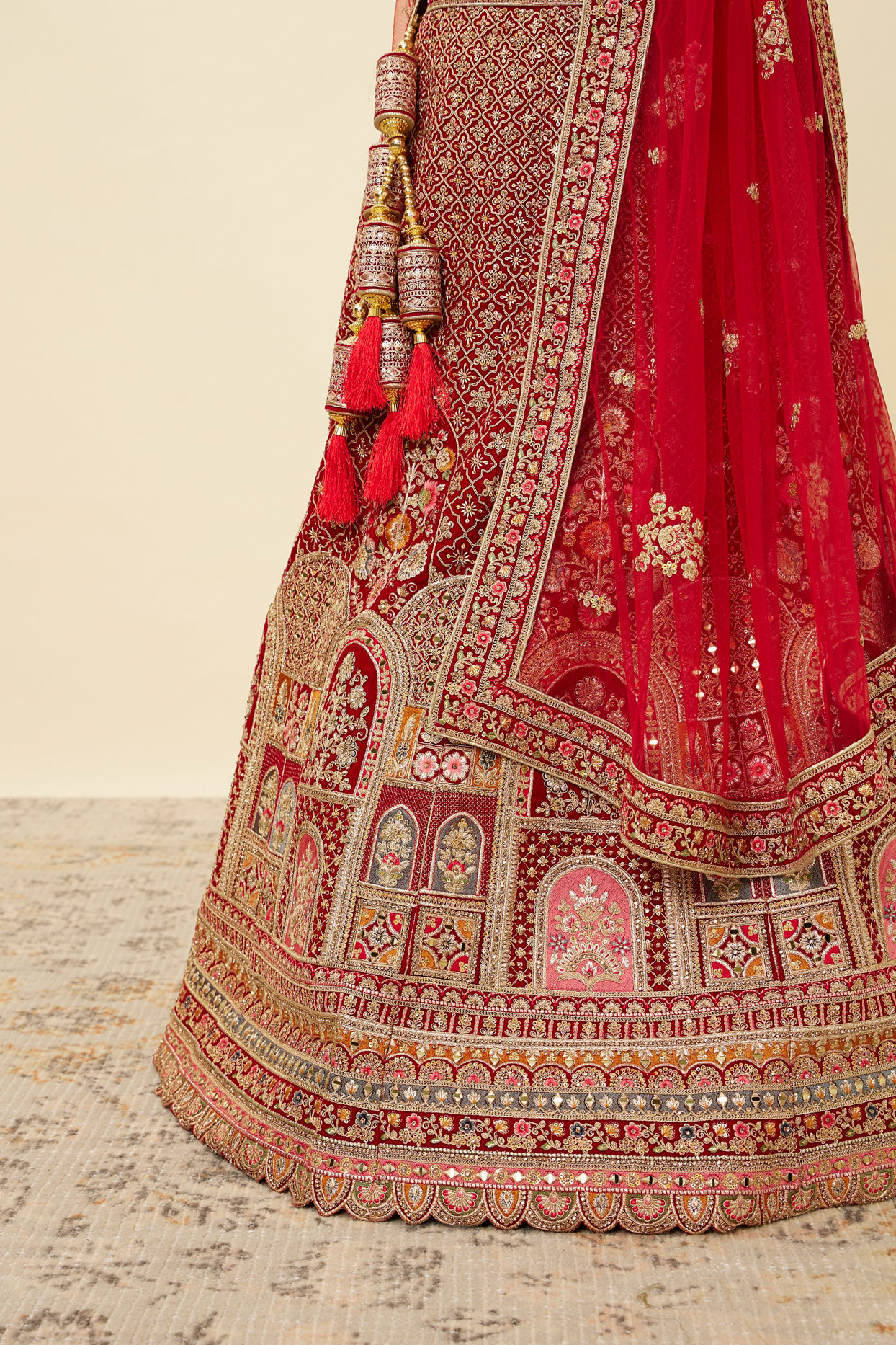 Mohey Women Aurora Red Floral Medallion Patterned Bridal Lehenga