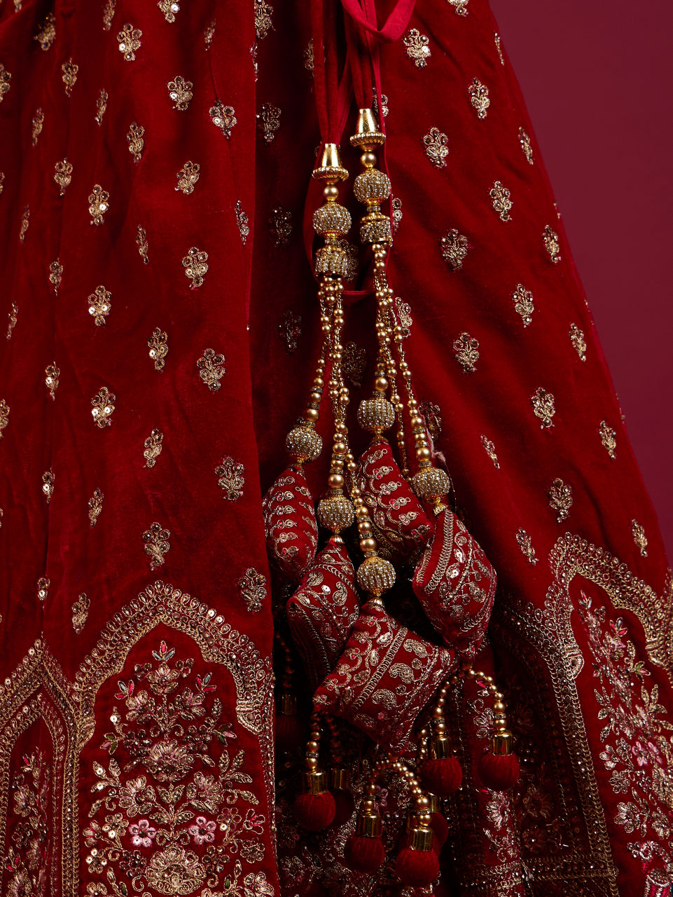 Mohey Women Intricate Embroidered Red Bridal Lehenga