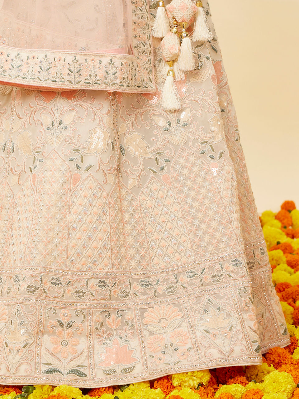 Mohey Women Cream Pink Floral Embroidered Lehanga