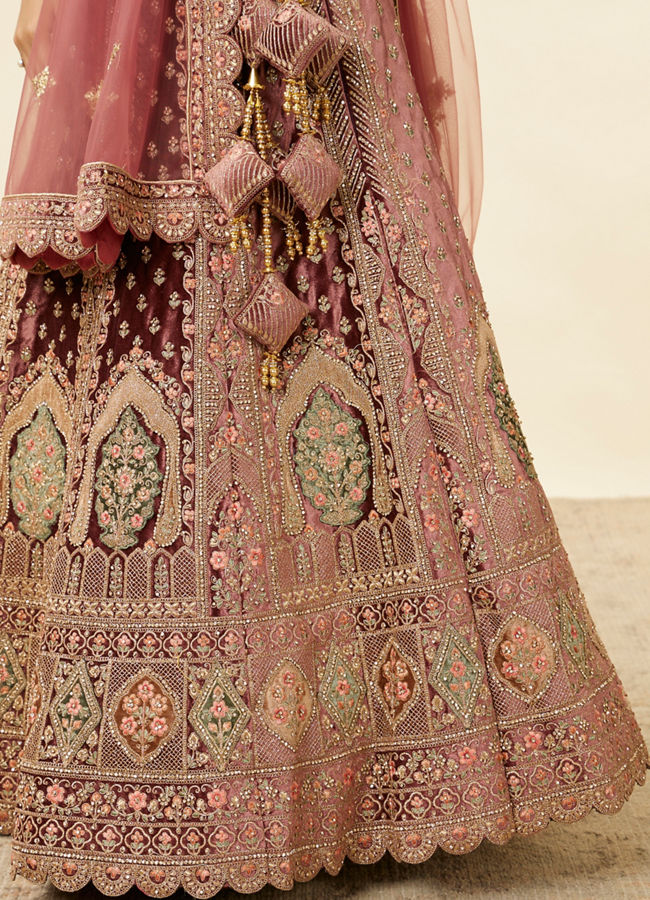 alt message - Mohey Women Deep Mahogany Brown Aari Embroidered Lehenga image number 3