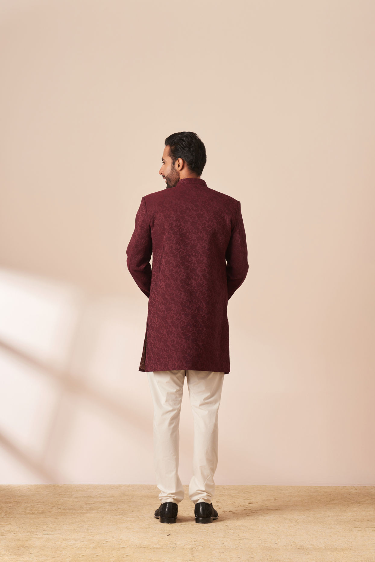 alt message - Manyavar Men Maroon Achkan Indo Western image number 3