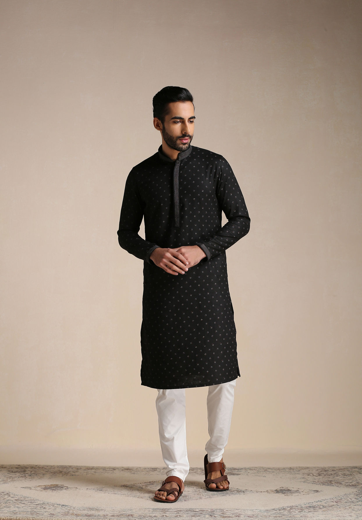 alt message - Manyavar Men Charcoal Black Printed Kurta Set image number 1