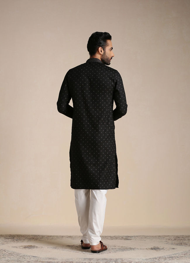 alt message - Manyavar Men Charcoal Black Printed Kurta Set image number 3