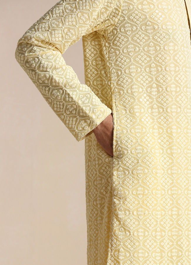 alt message - Manyavar Men Mellow Yellow Chikankari Embroidered Kurta Set image number 2