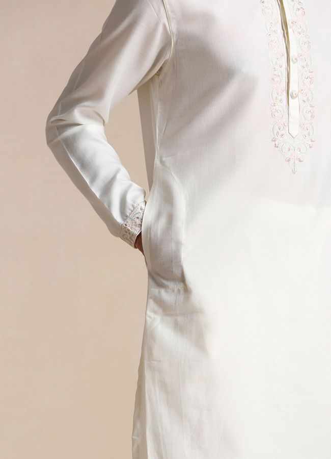 Manyavar Men Cream Kashmiri Embroidery Kurta Set