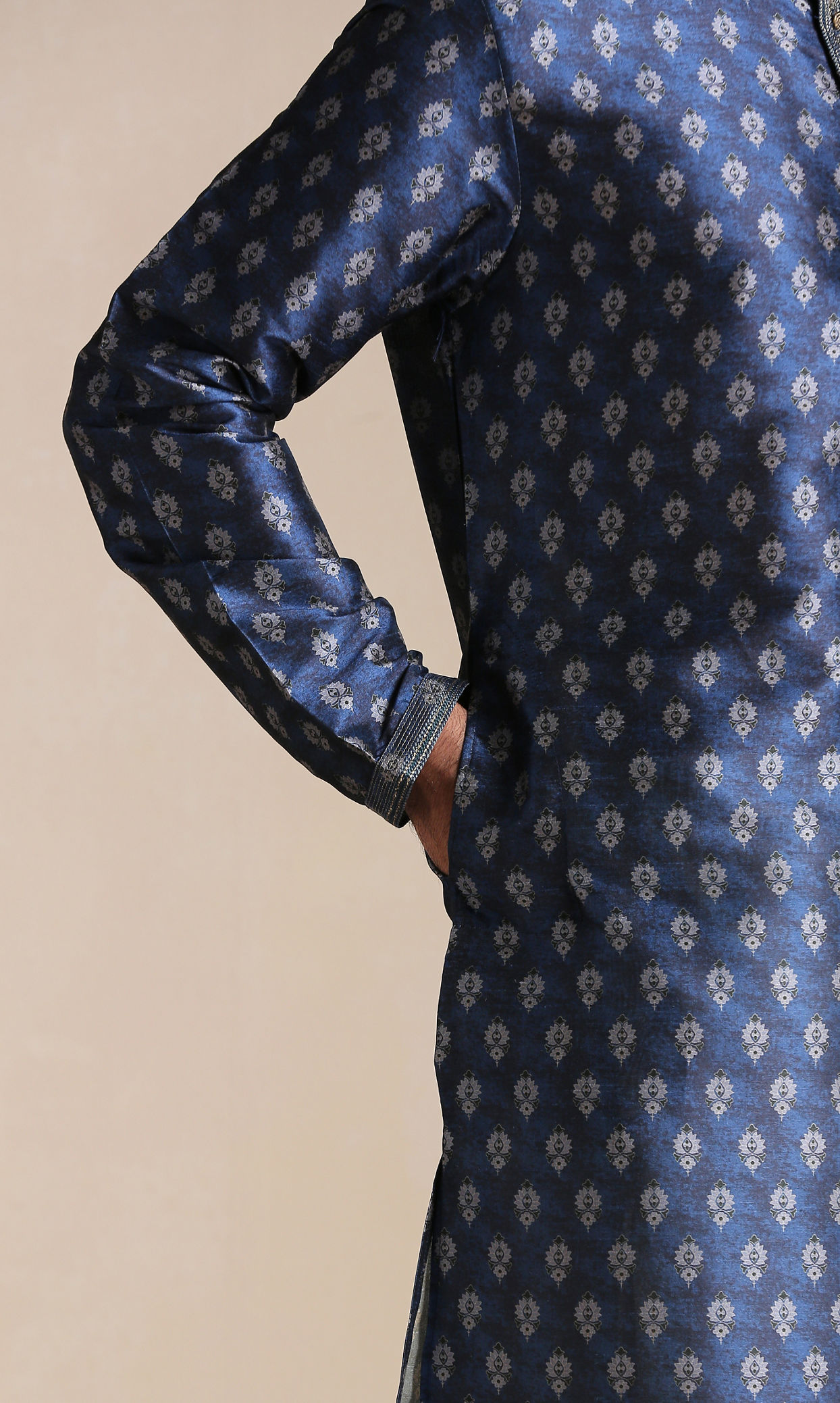 Manyavar Men Trendy Printed Blue Kurta Pajama