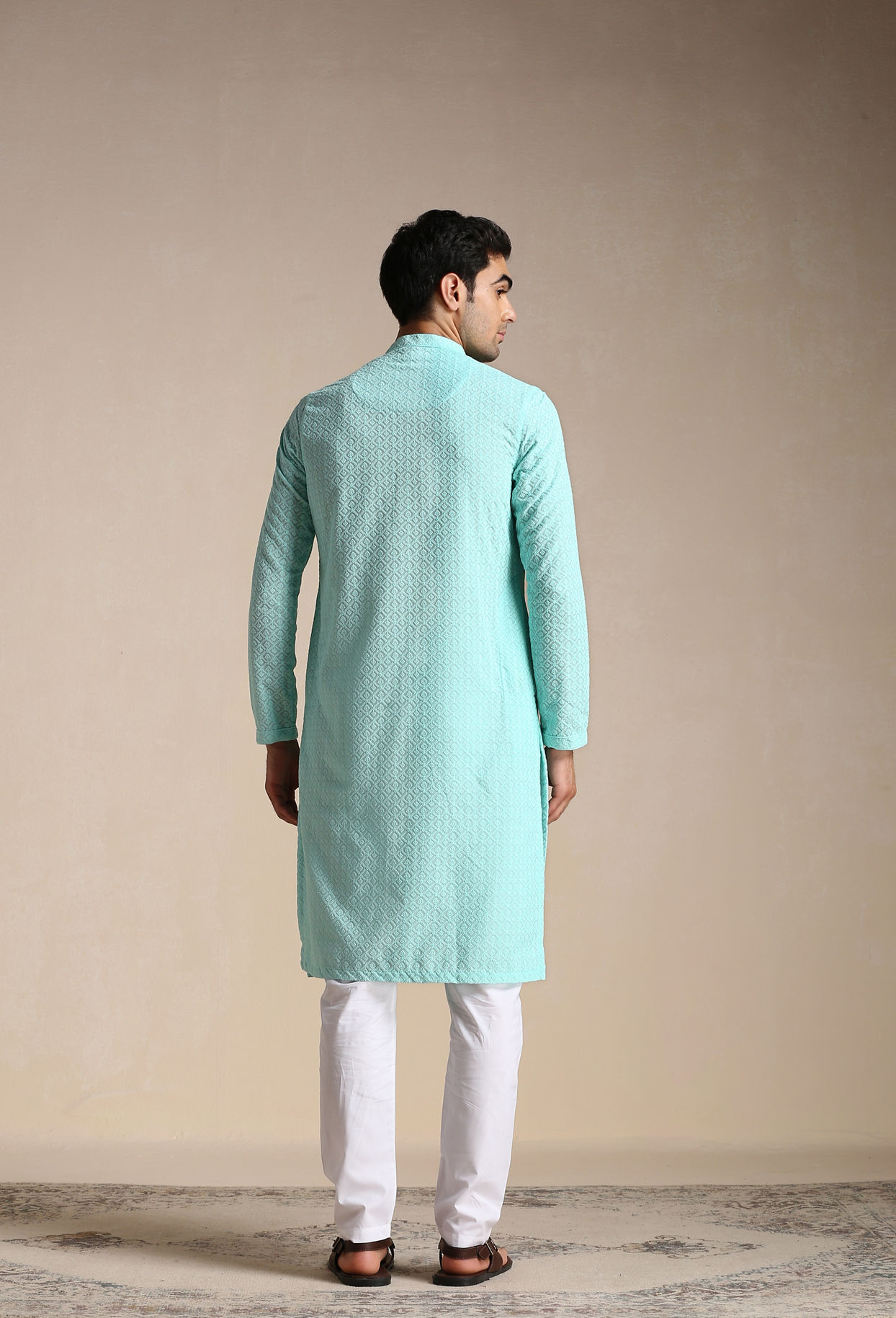 alt message - Manyavar Men Aquamarine Blue Chikankari Kurta Set image number 3