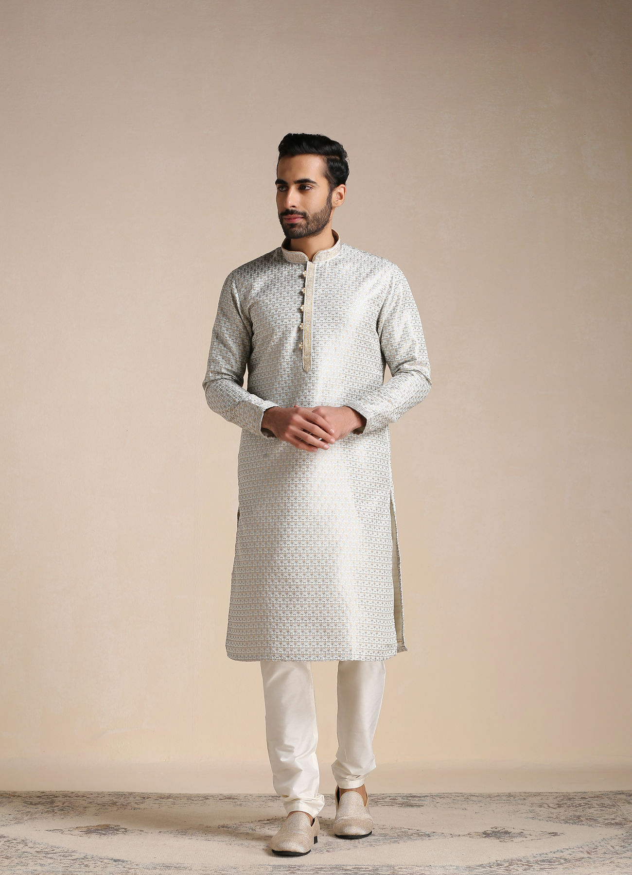 Manyavar Men Cloud Silver Grey Self Patterned Kurta Set