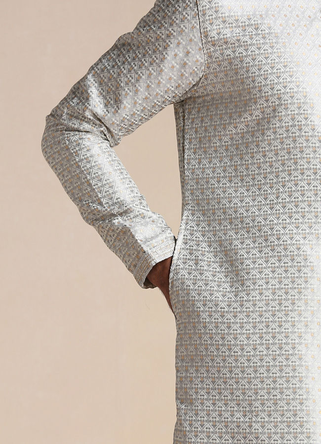 Manyavar Men Cloud Silver Grey Self Patterned Kurta Set