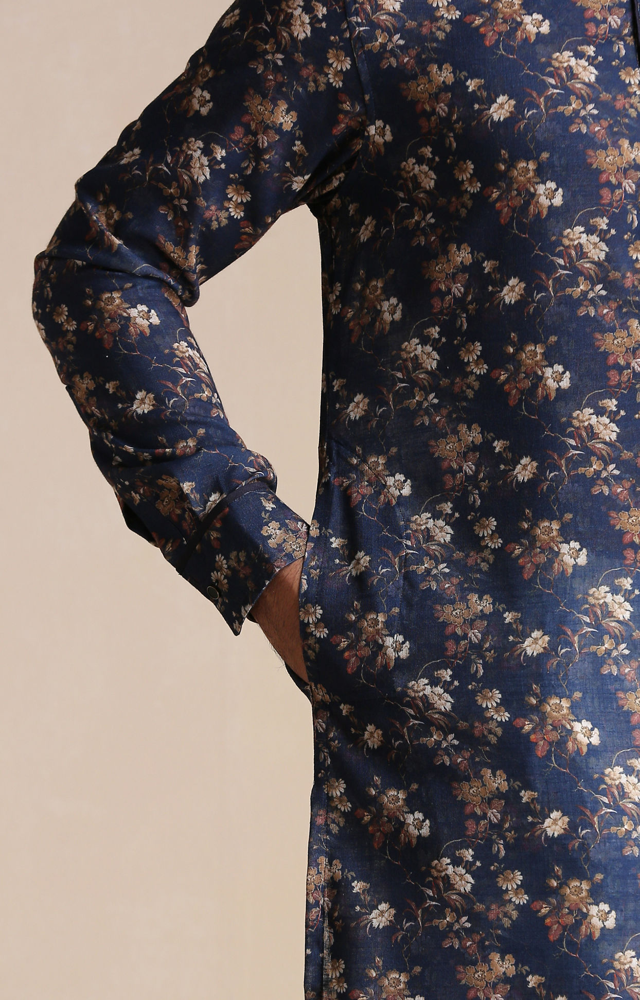 Manyavar Men Dazzling Blue Floral Print Kurta