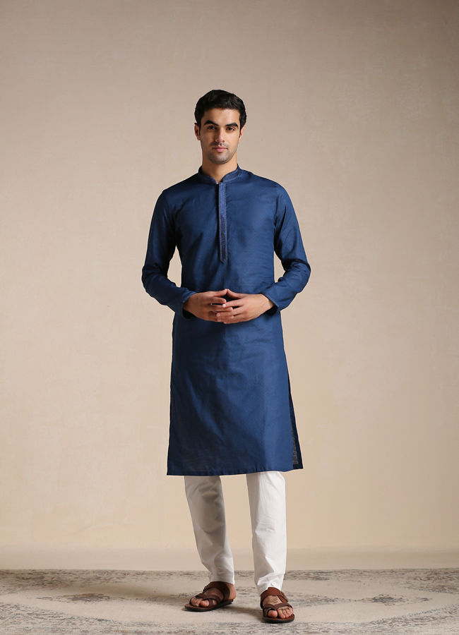 alt message - Manyavar Men Plain Blue Cotton Kurta image number 1