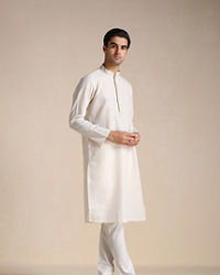 Manyavar Men Cream Kurta Pajama With Collar & Placket Embroidery